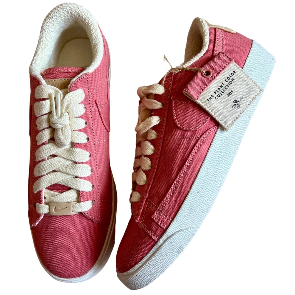 NWT Nike Blazer Low Plant Color Red Stardust Tennis Shoes size 7.5